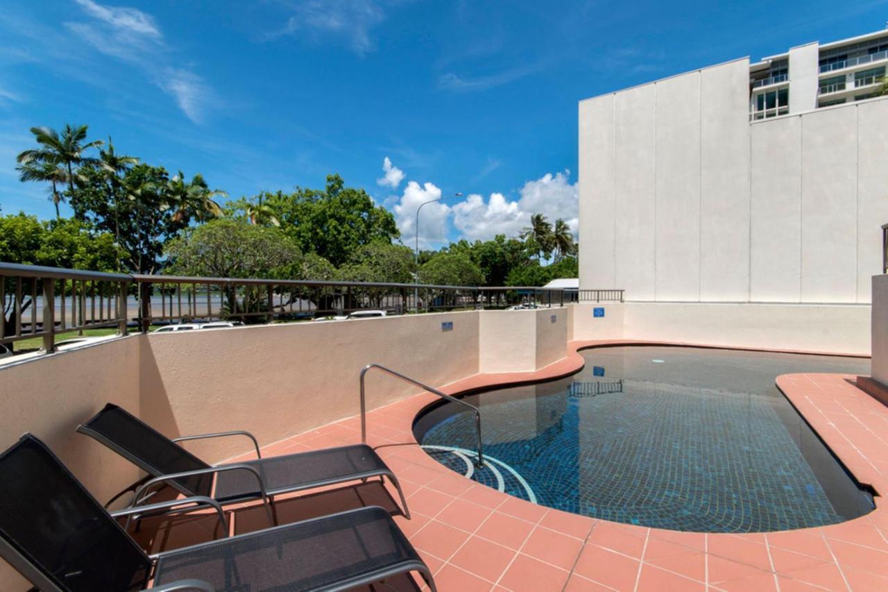 Cairns Ocean View Apartment In Aquarius Экстерьер фото