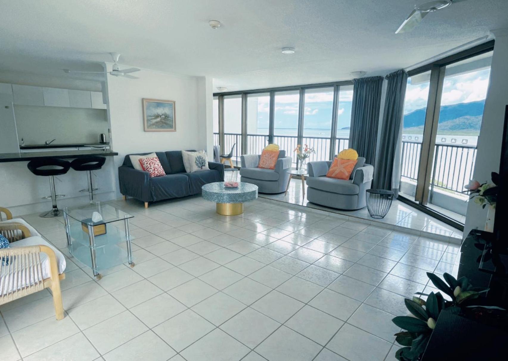 Cairns Ocean View Apartment In Aquarius Экстерьер фото